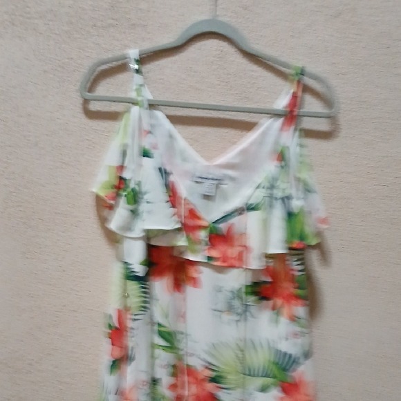 Tommy Bahama Floral V-Neck Dress - Picture 3 of 4